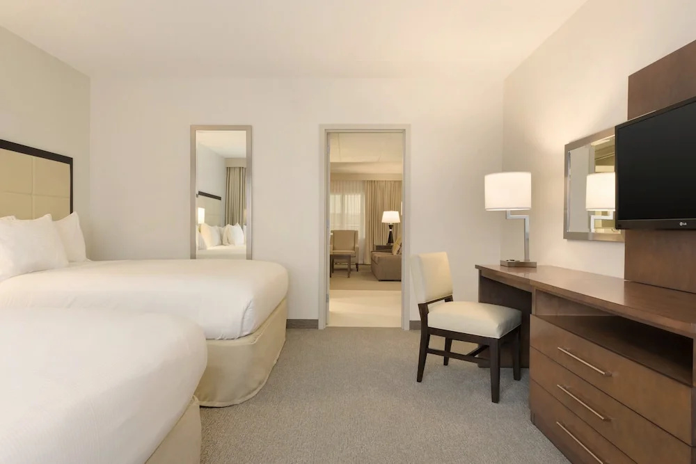 1 Bedroom Accessible Quadruple Suite