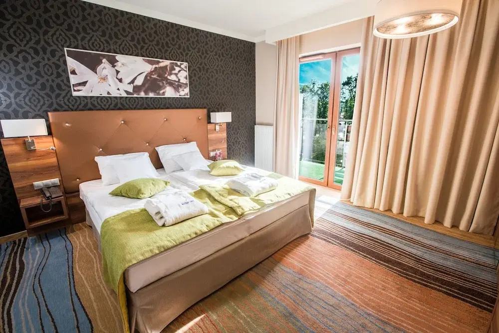 Mineral Hotel Malinowy Raj - Chambres