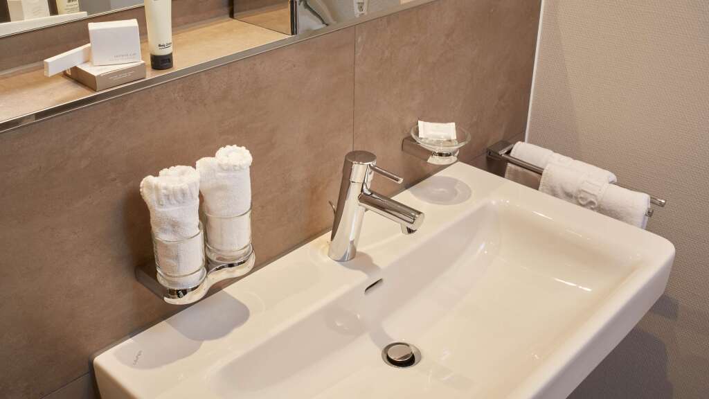 Hotel Wettstein Basel by null