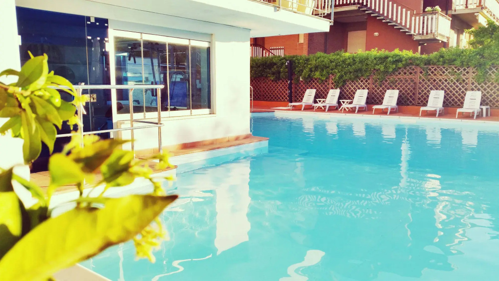 Hotel photo 12