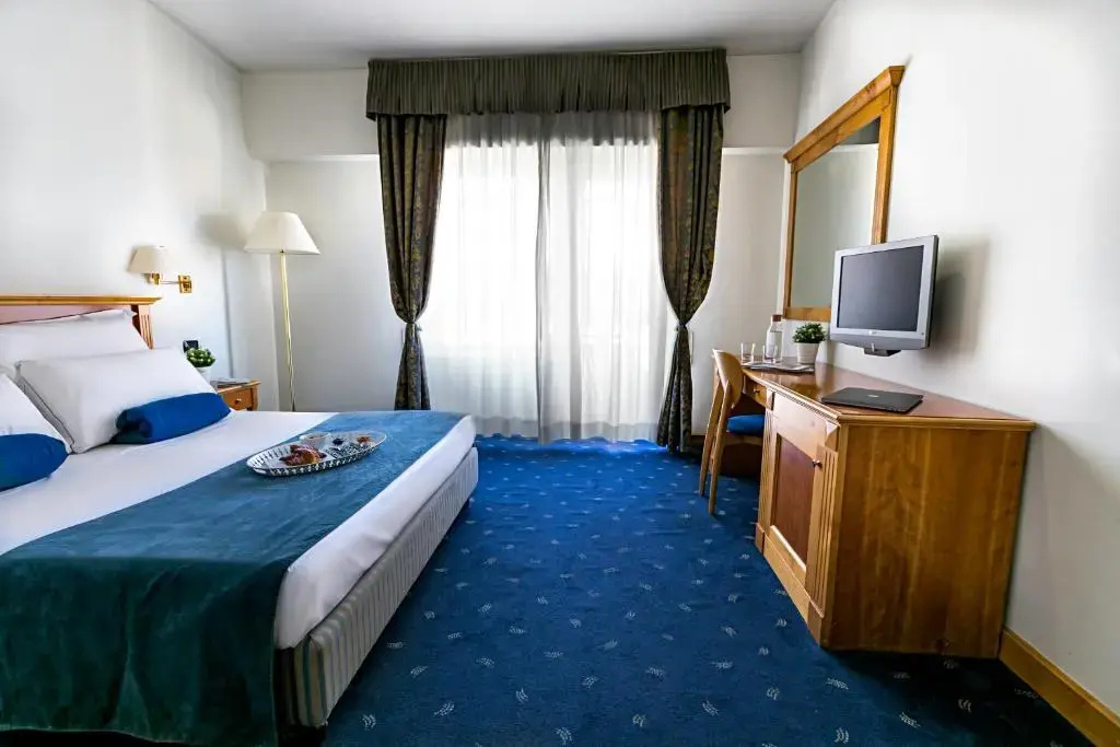 Hotel Diplomatic - Chambres
