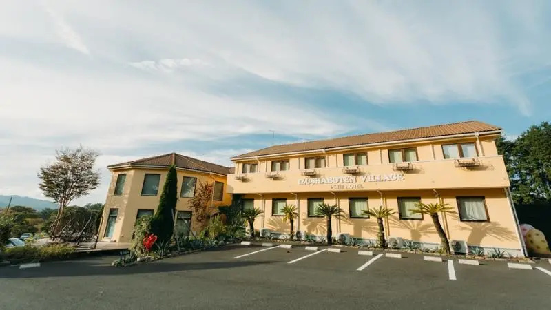 Petit Hotel Izu Shaboten Village
