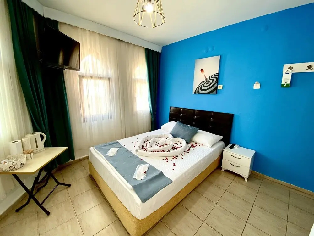 Standard Triple room with balcony