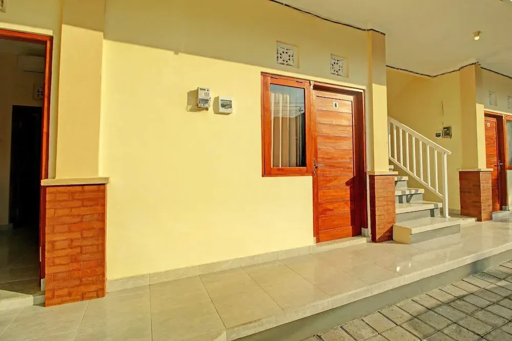 OYO 92952 Nirmala Guest House