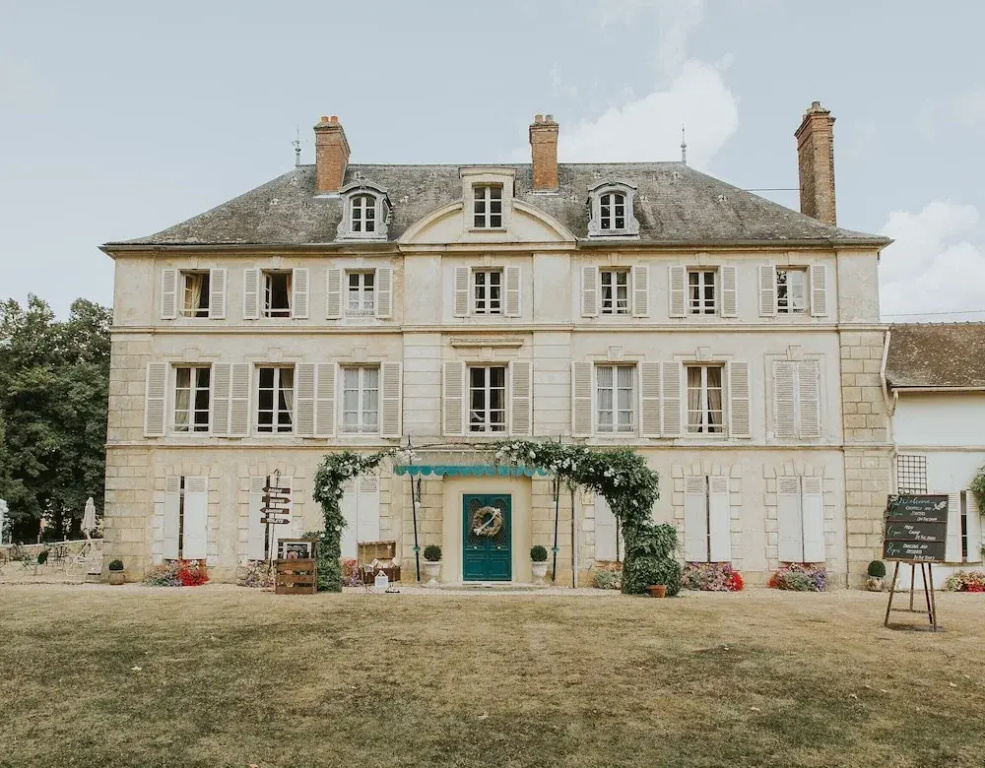 Voir la photo 1 — Chateau de Bellefontaine