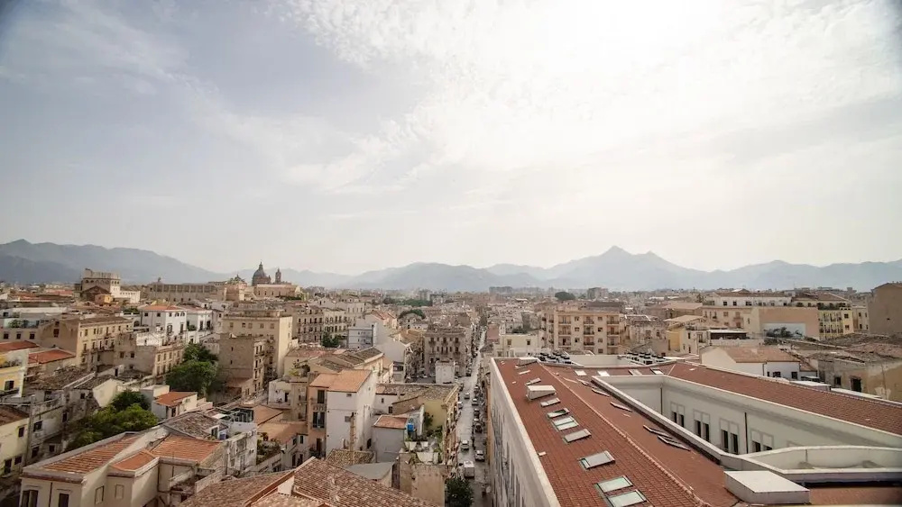 Palermo Historia Rooms and Suites