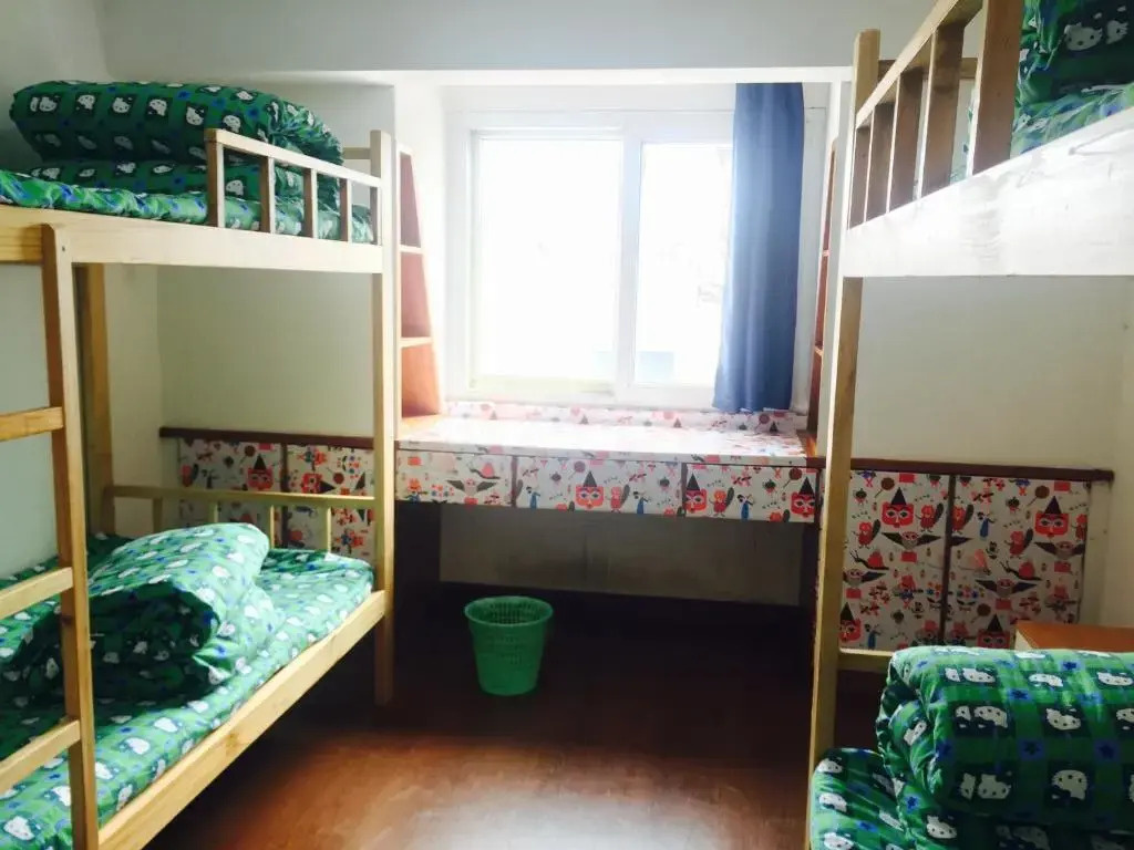 Sunshine Youth Hostel