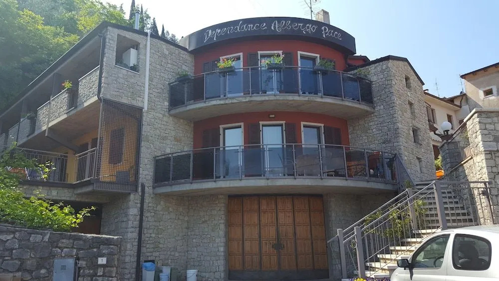 Albergo Pace