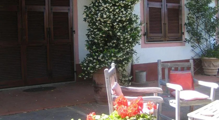 Alle Mimose B&B Bed And Breakfast