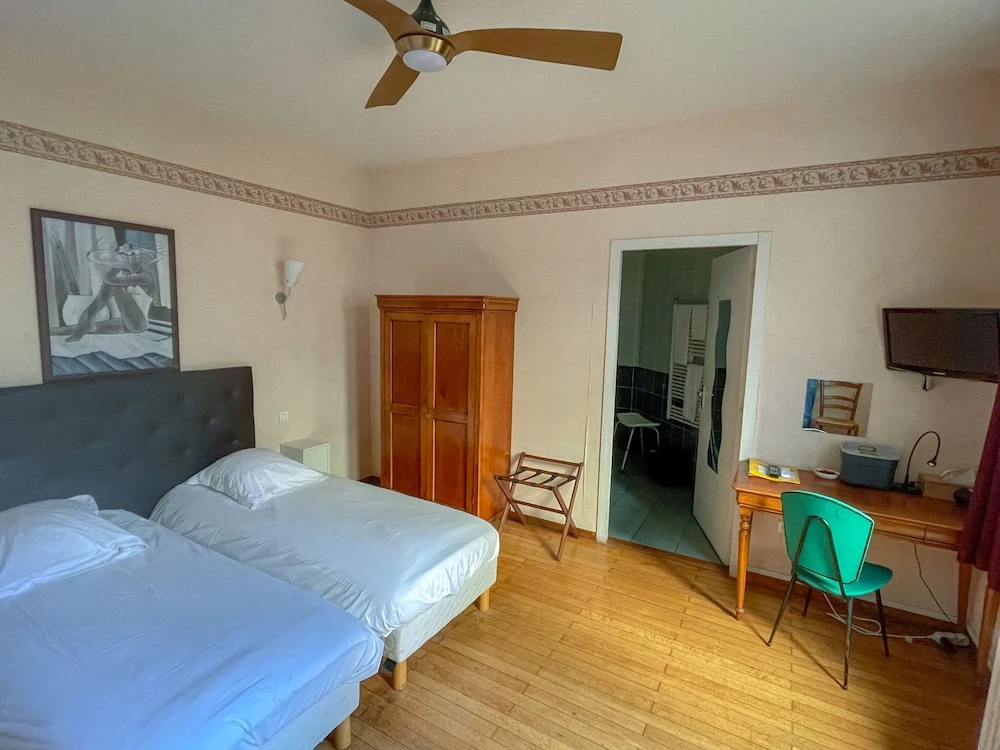 Classic Double room (twin beds)