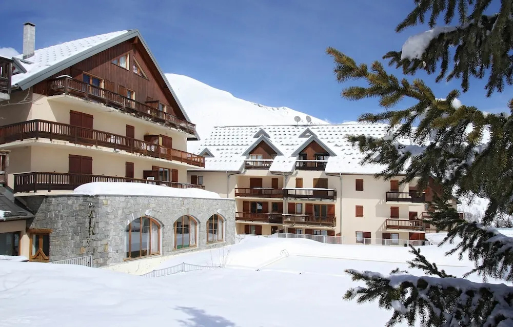Apartment in Sorlin D'arves by Ski Runs