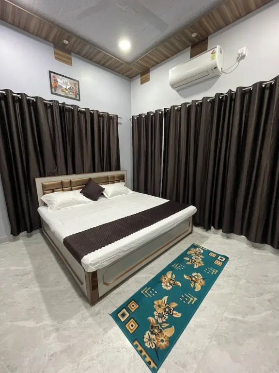 Rudransh Vintage Home