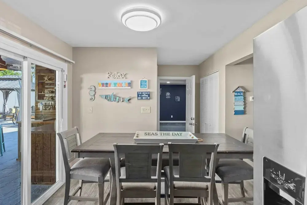 PCB Group-friendly Duplex w/ Pool, Backyard Lounge & 2 Kitchens