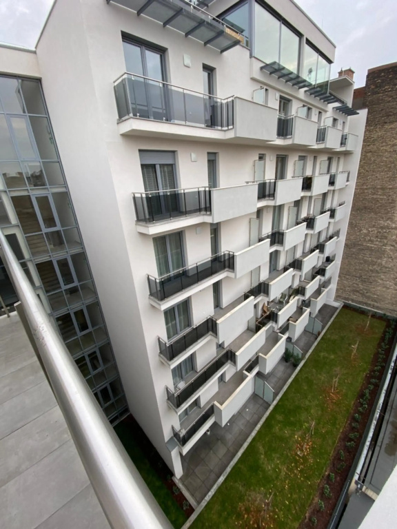 Central Apartment Budapest ~ Roof Terrace/AC/Indoor parking