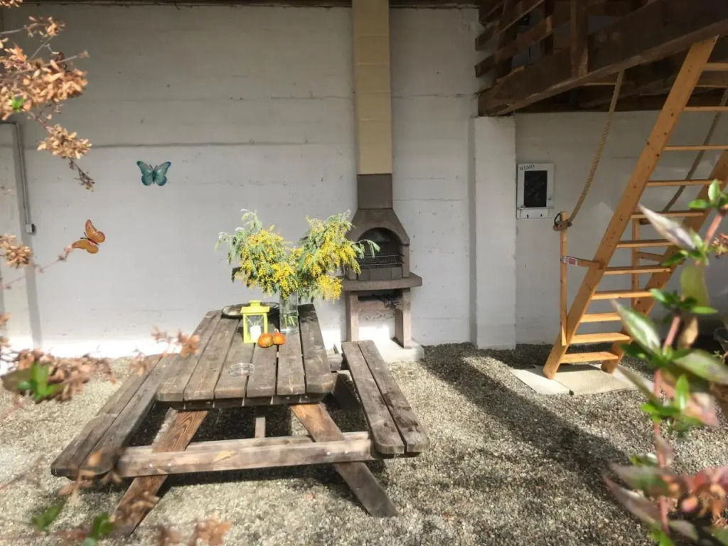 Gîte, jacuzzi & vin au grenier de Madiran - фото 6