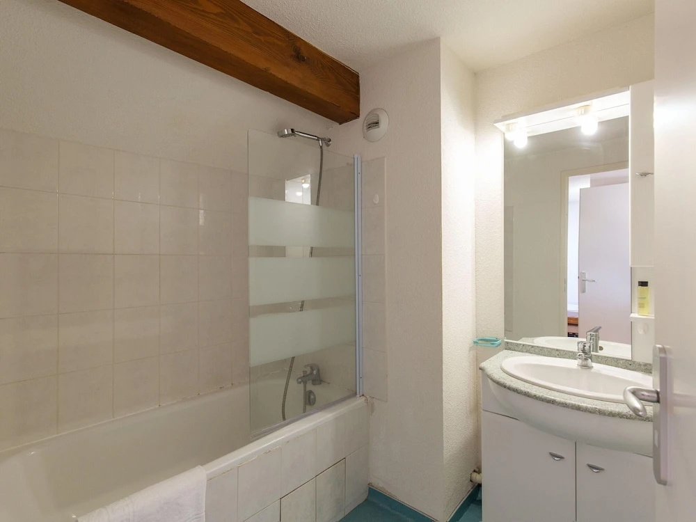 Afficher la photo 8 — 6-guest Rental With Dedicated Ski Locker