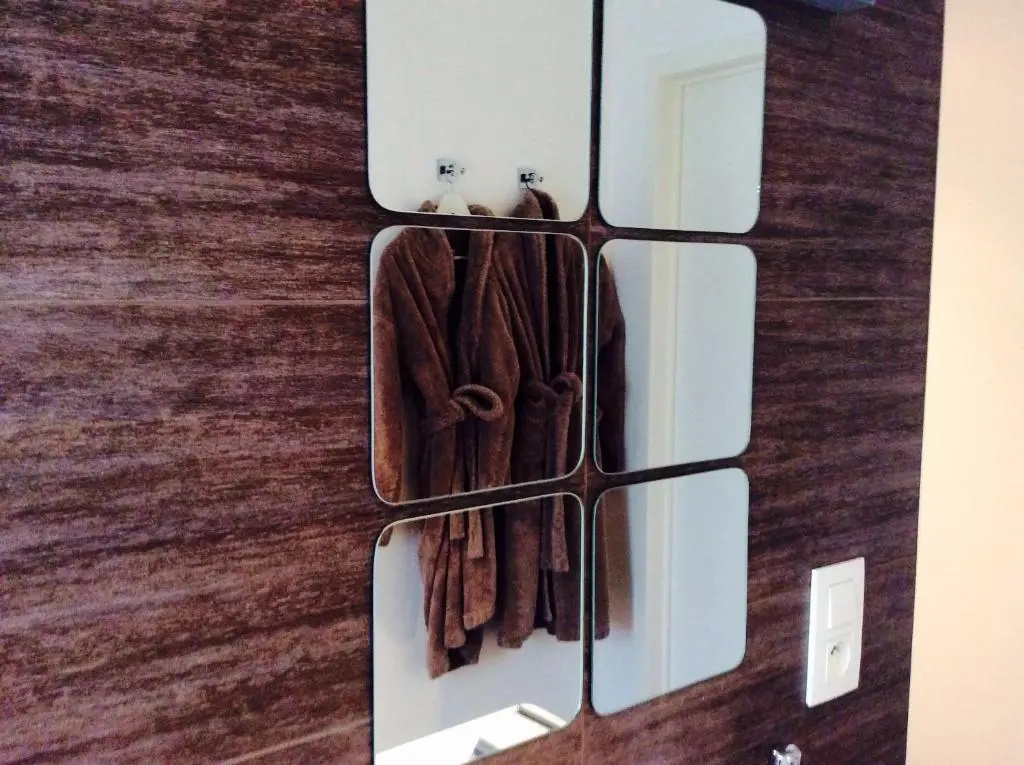 Comfort room