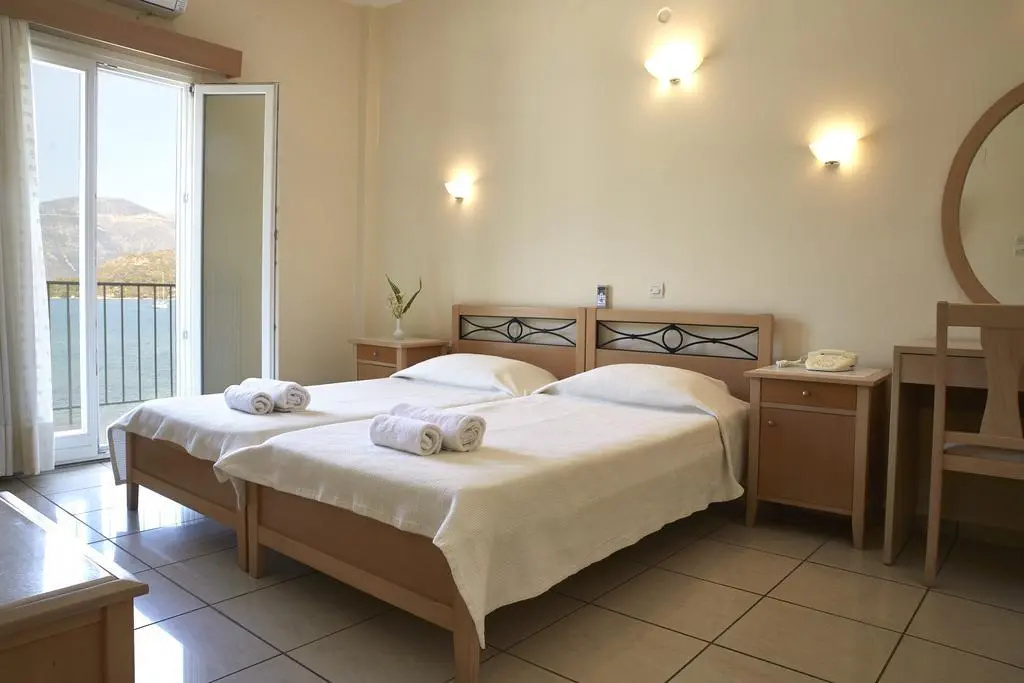 Food & Beverage