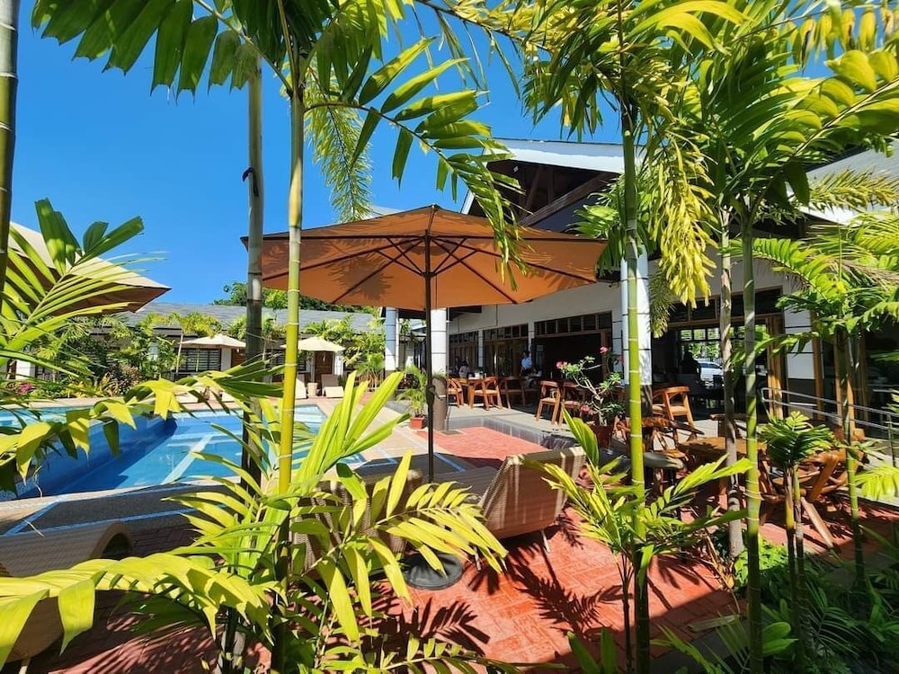 Beach & Waterfront