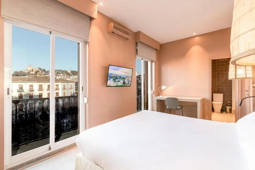 Standard Double room (twin beds)