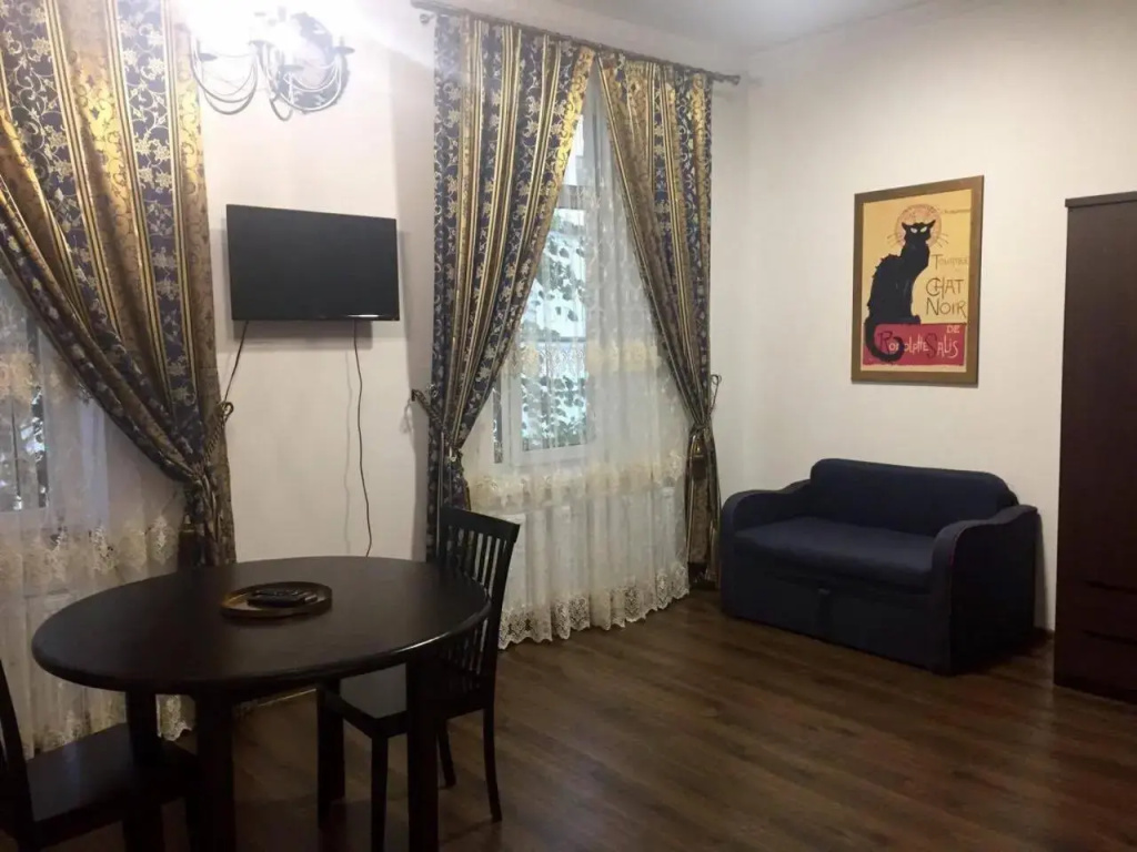 Apartments near center