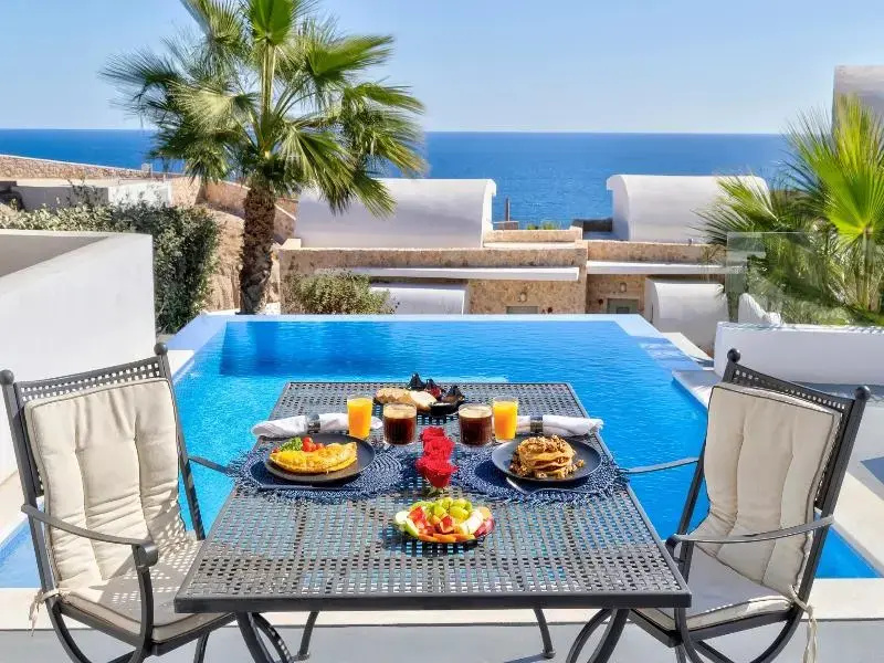 Villa with balcony and with sea view