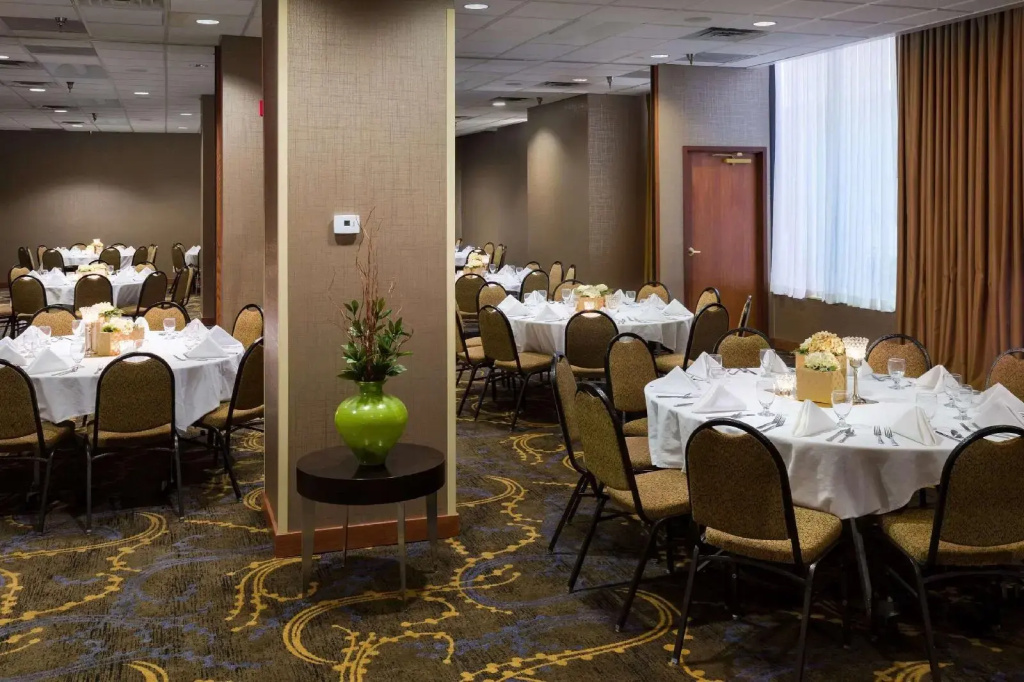 Radisson Hotel Bismarck - Général