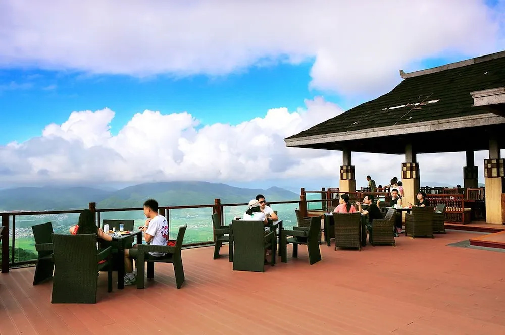 Beach & Waterfront