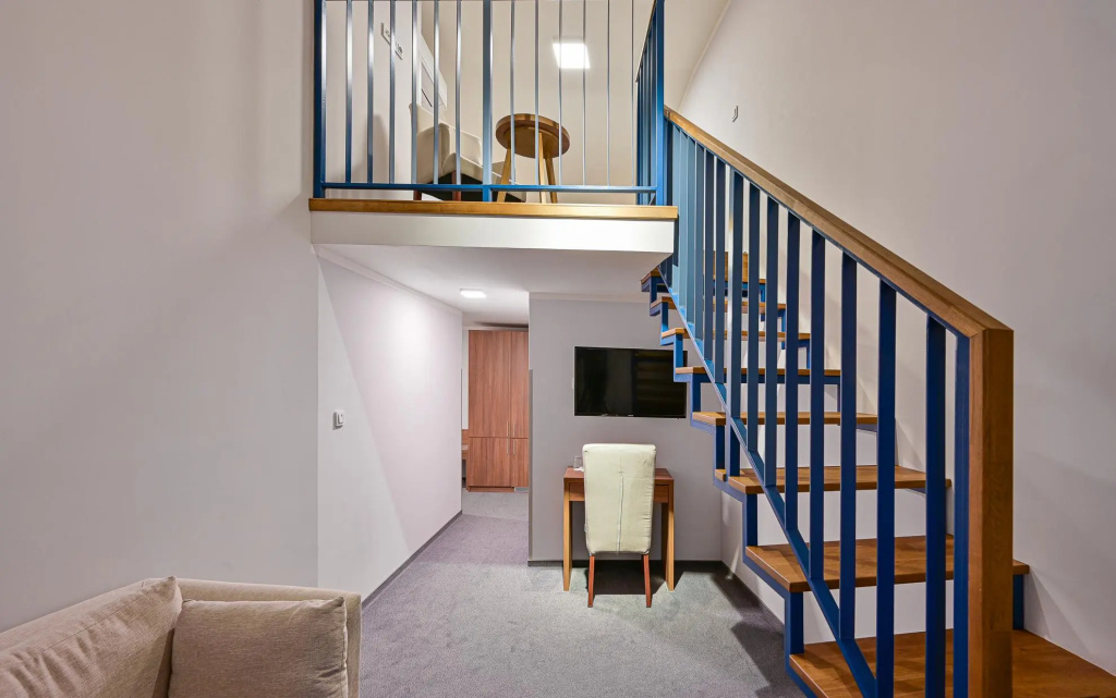 Standard Studio