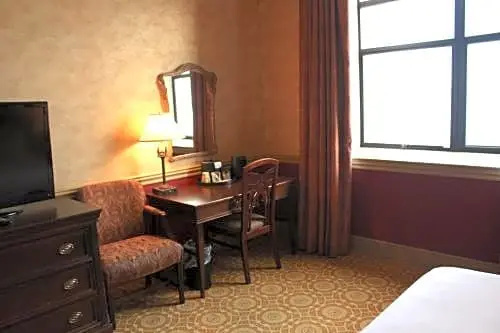 Roberts Riverwalk Urban Resort Hotel - Chambres