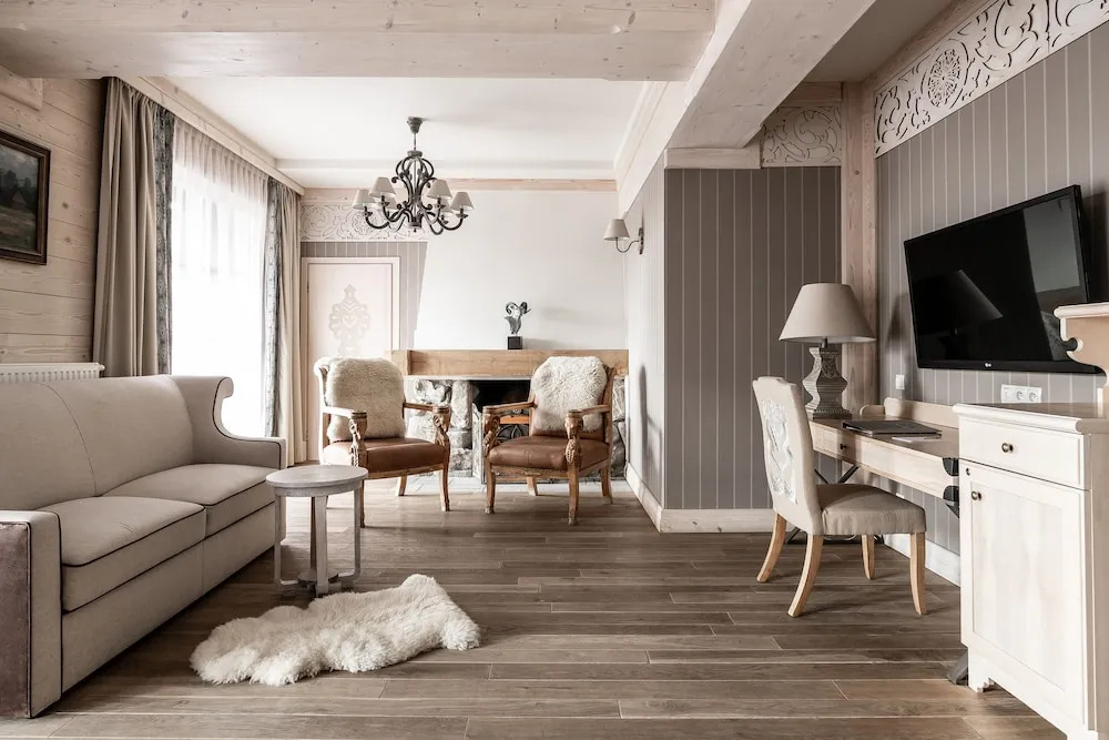 Suite with balcony