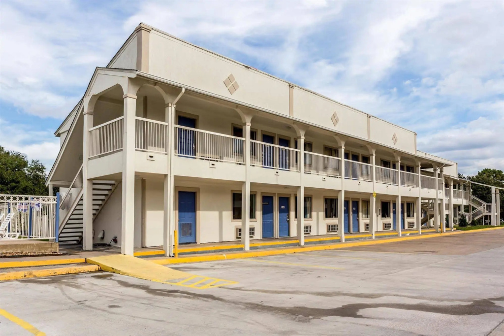 Motel 6 Bryan, TX - College Station