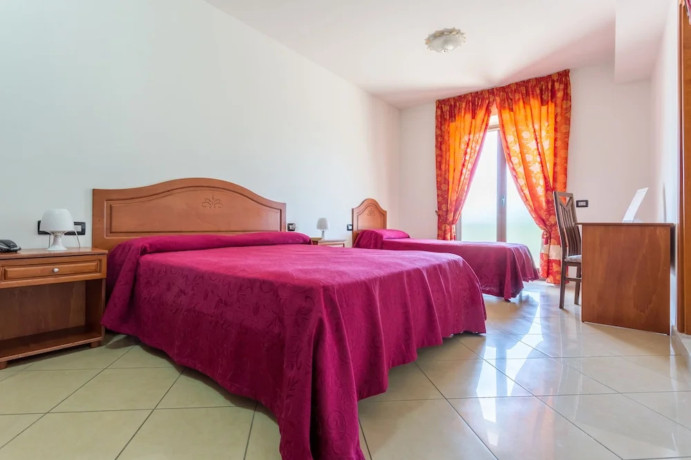 Hotel Plaza - Chambres