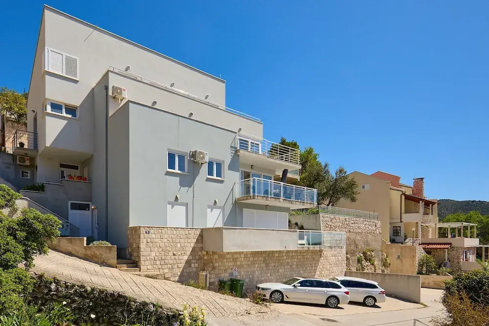 Blue Bay Apartment