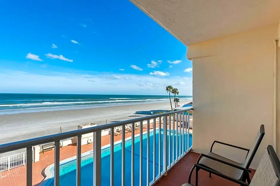Beach & Waterfront
