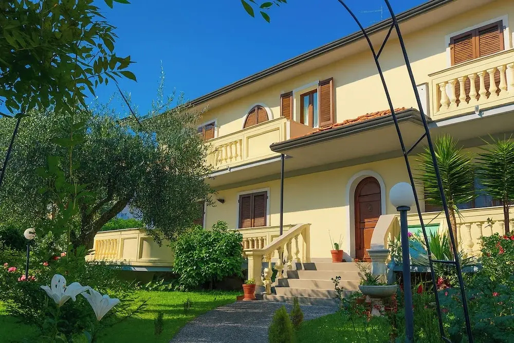 Family Apartment with balcony