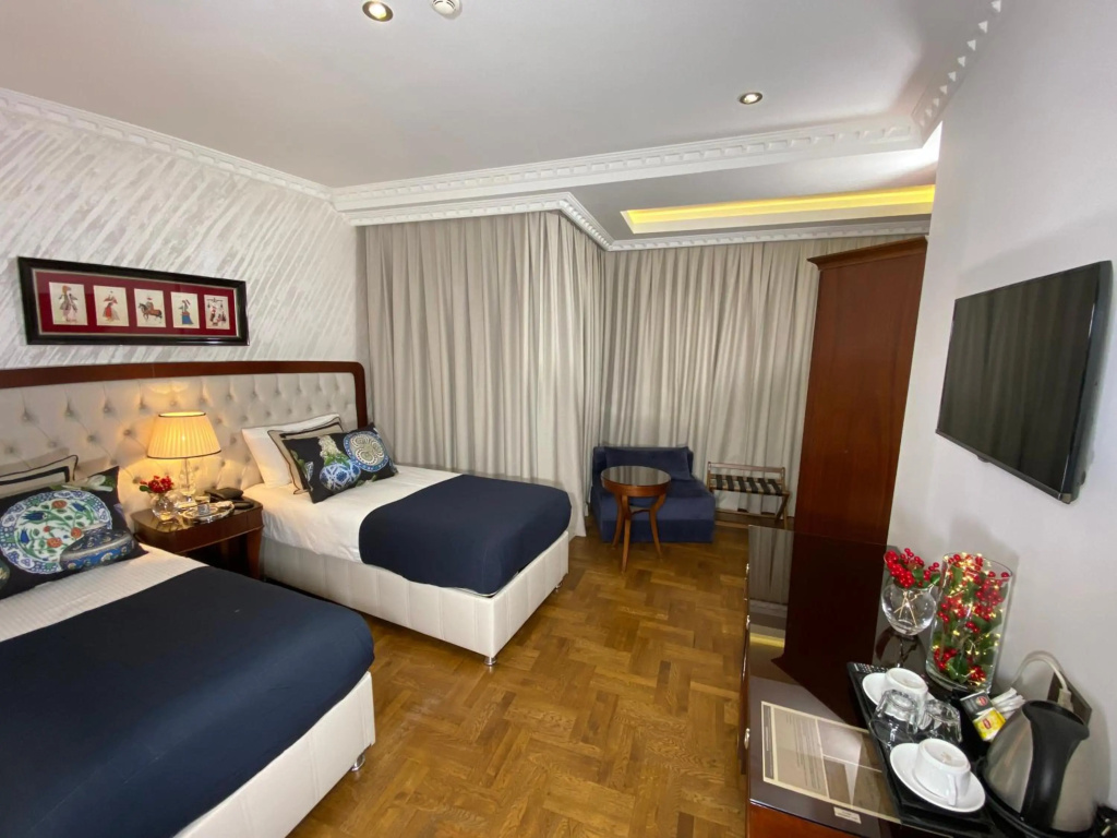 Four Doors Hotel — 5