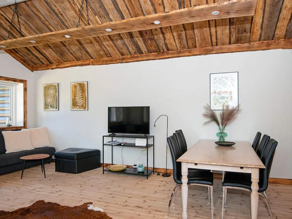 Spacious Holiday Home in Ebeltoft Denmark With Terrace - фото 10