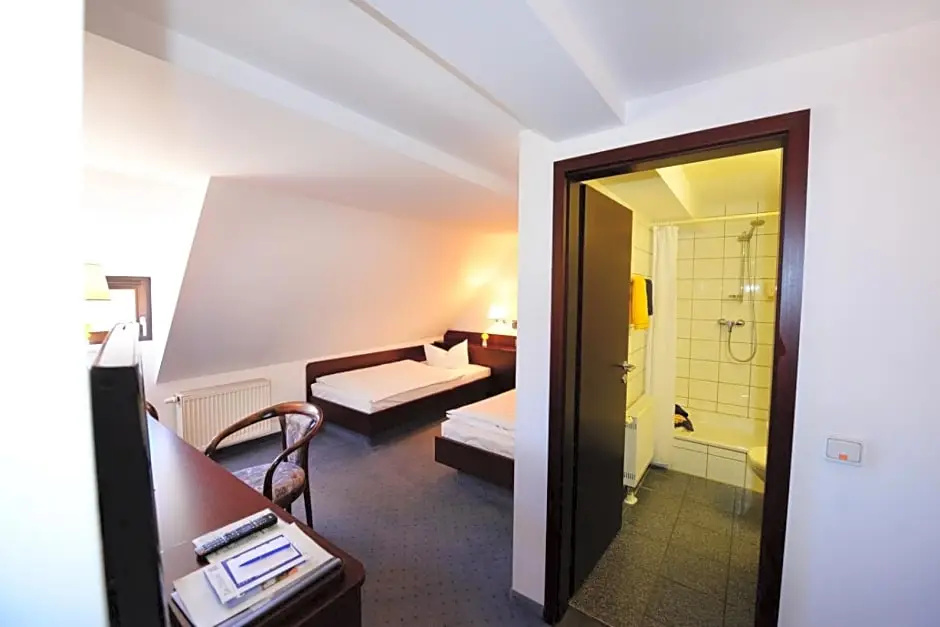 Goldener Adler - Chambres