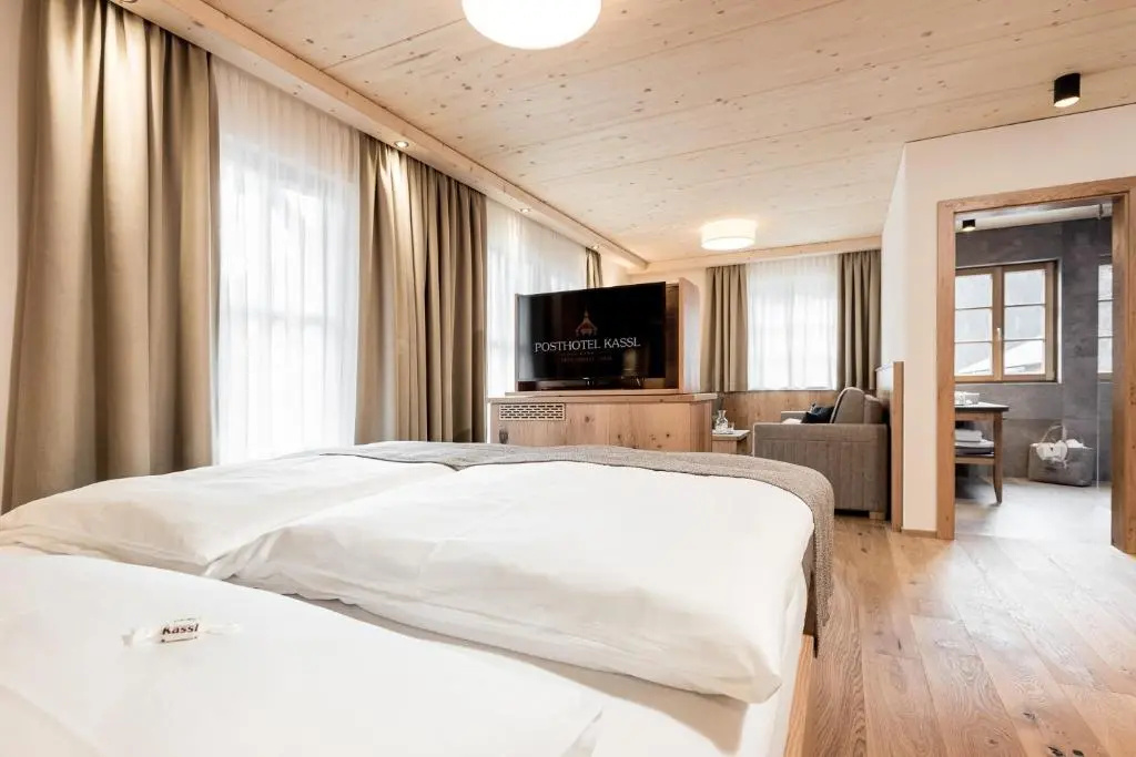 Standard Double room with balcony (full double bed)