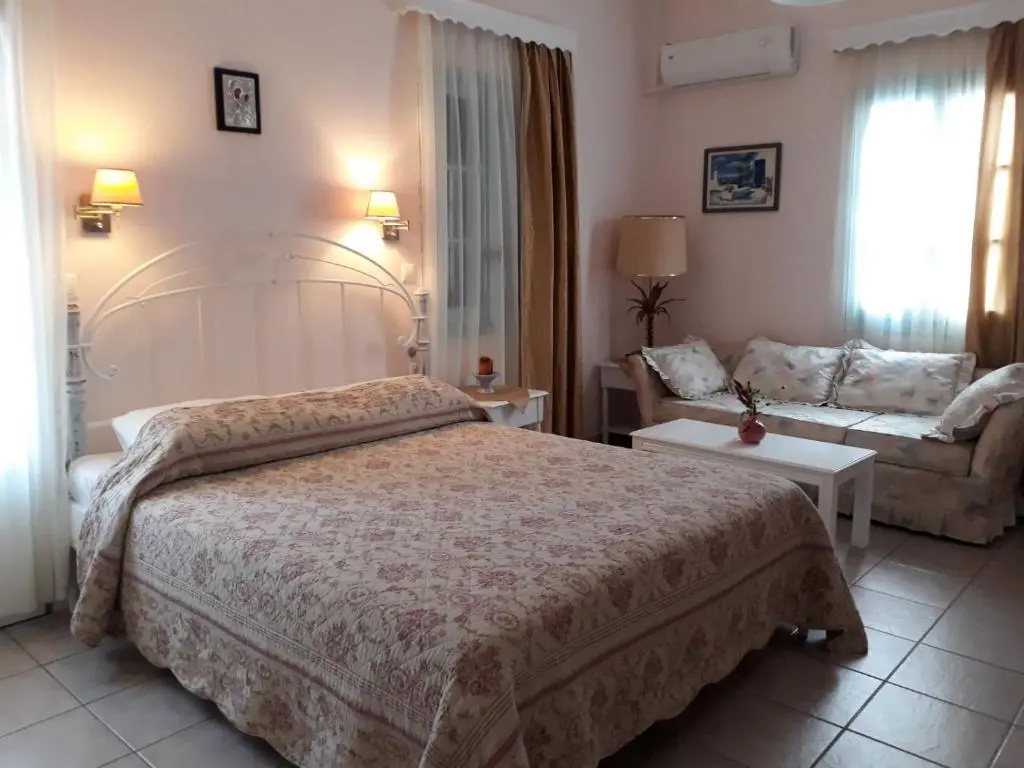 2 Bedrooms Apartment