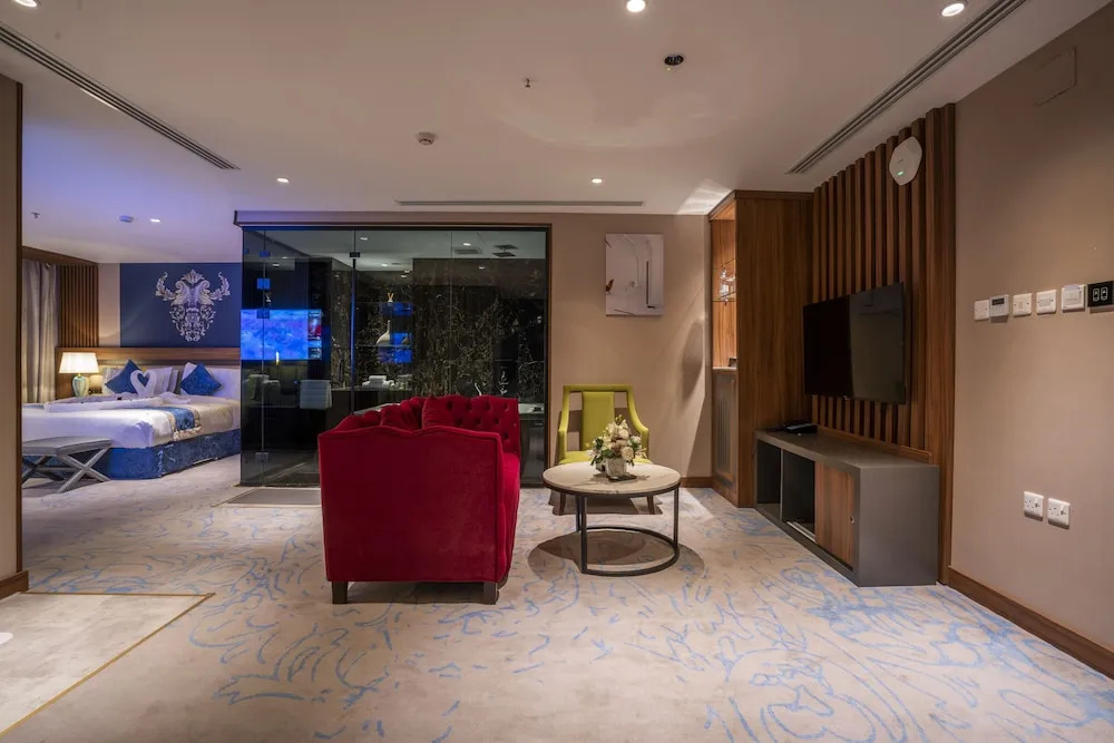 Royal room