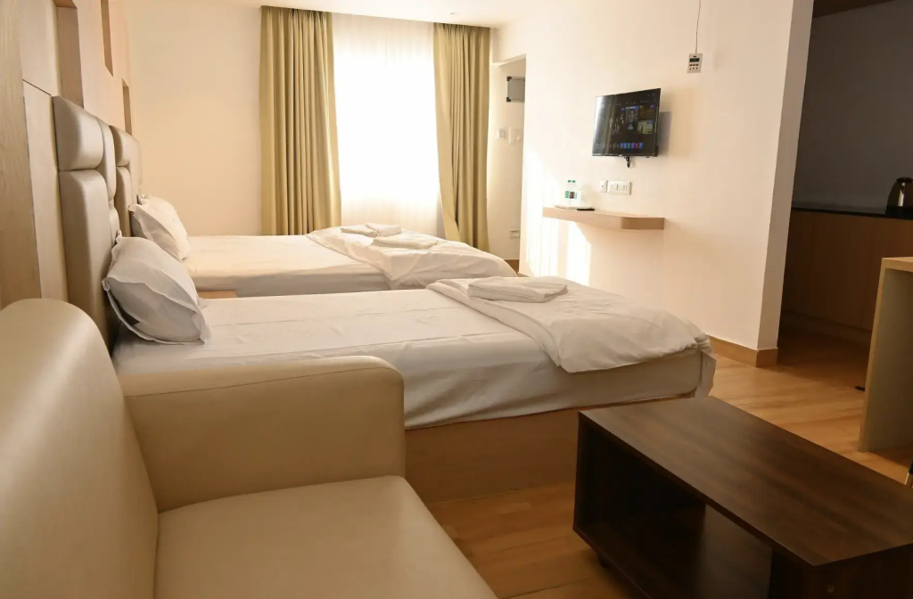 Hotel photo 2