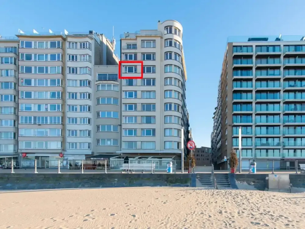 Classic Beach Apartment