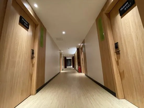 Landing City Youth Hostel (No. 4 Zhongshan Road Store, Chongqing) in Chongqing