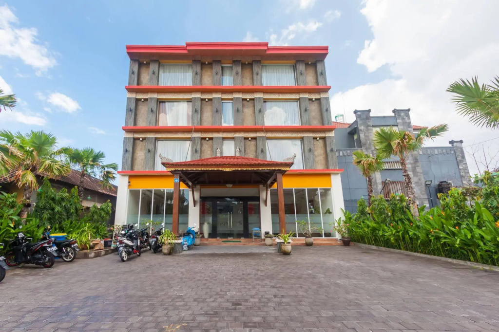 ZEN Rooms Kuta Puri Demak