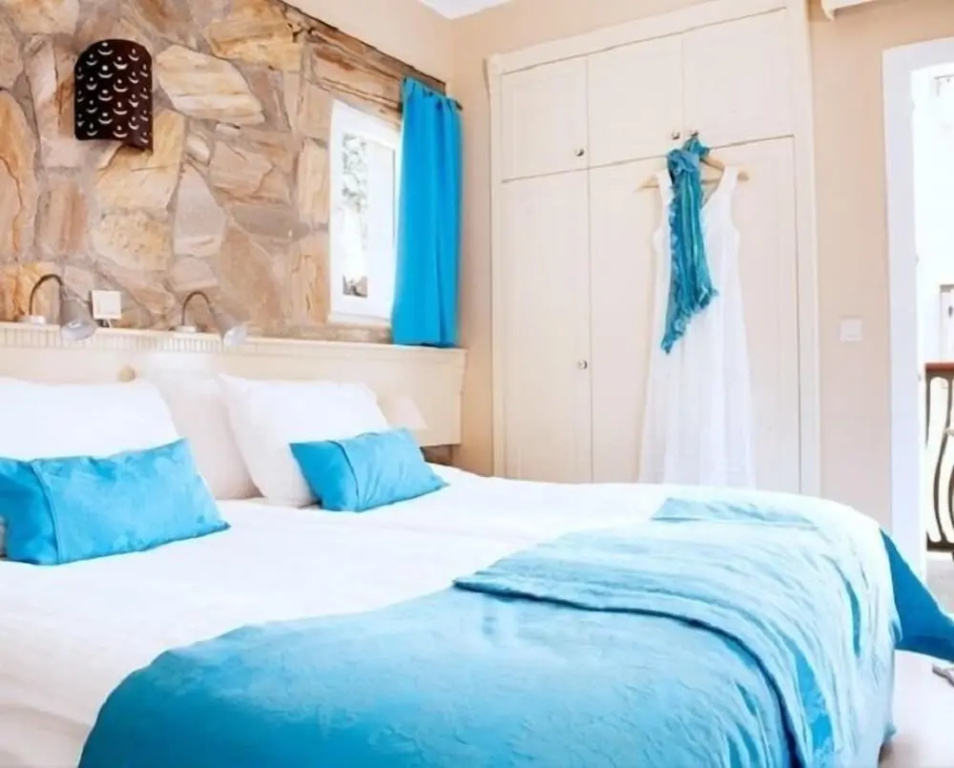 Standard Double room with balcony and with garden view (full double bed)