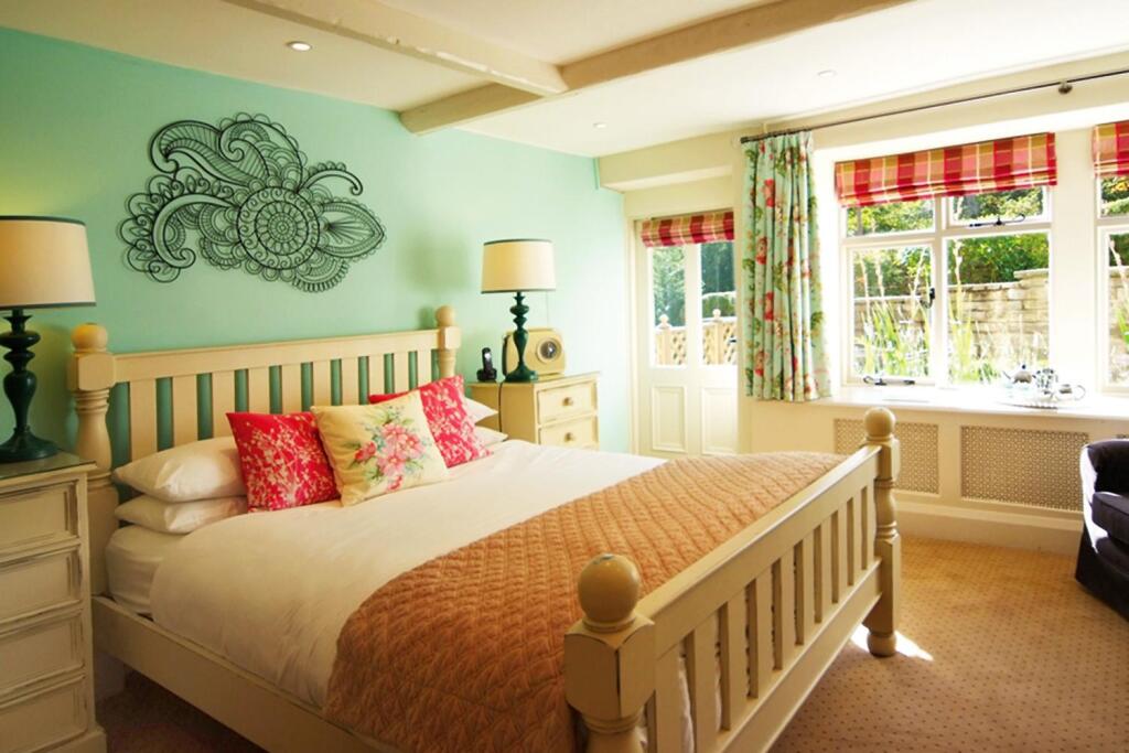 Shibden Mill Inn by null