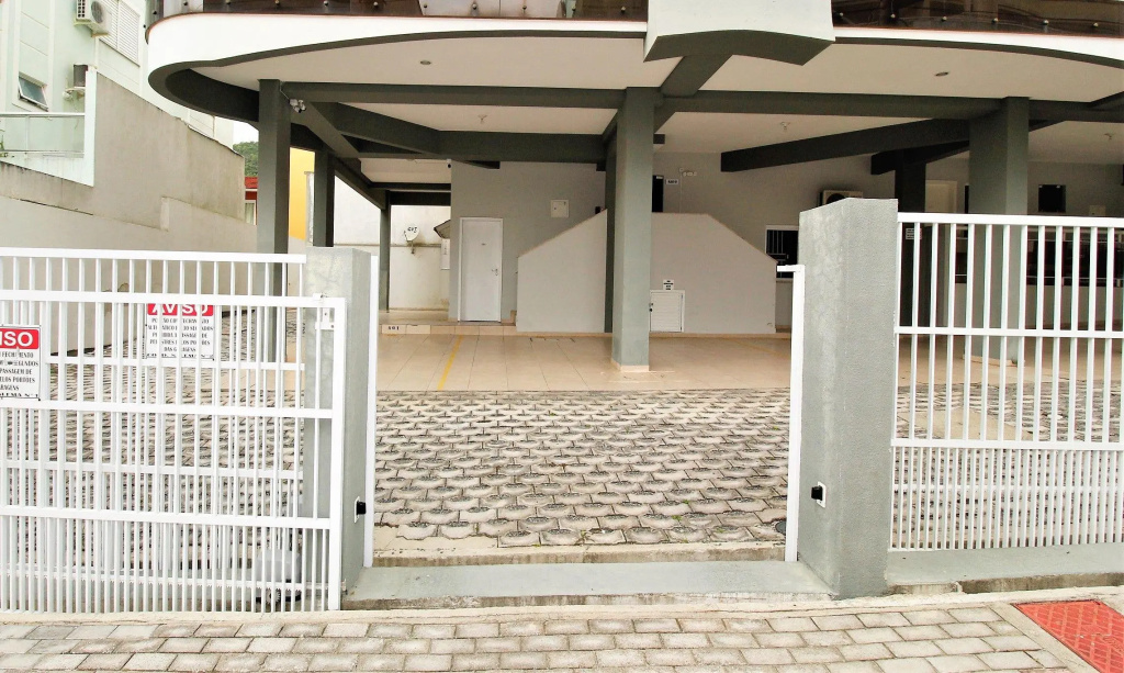 1052 - Apartamento com vista para o mar em Bombinhas - Residencial Salema Apto 301