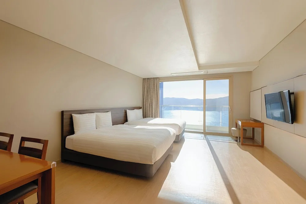 Standard Family room with panoramic view